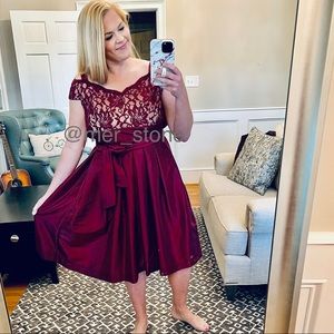 NWT R&M Richards Off-the-Shoulder Short Taffeta A-Line Dress in Wine, Sz 6